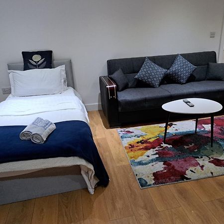 Simply Relax,1 Eastham London Leilighet Eksteriør bilde